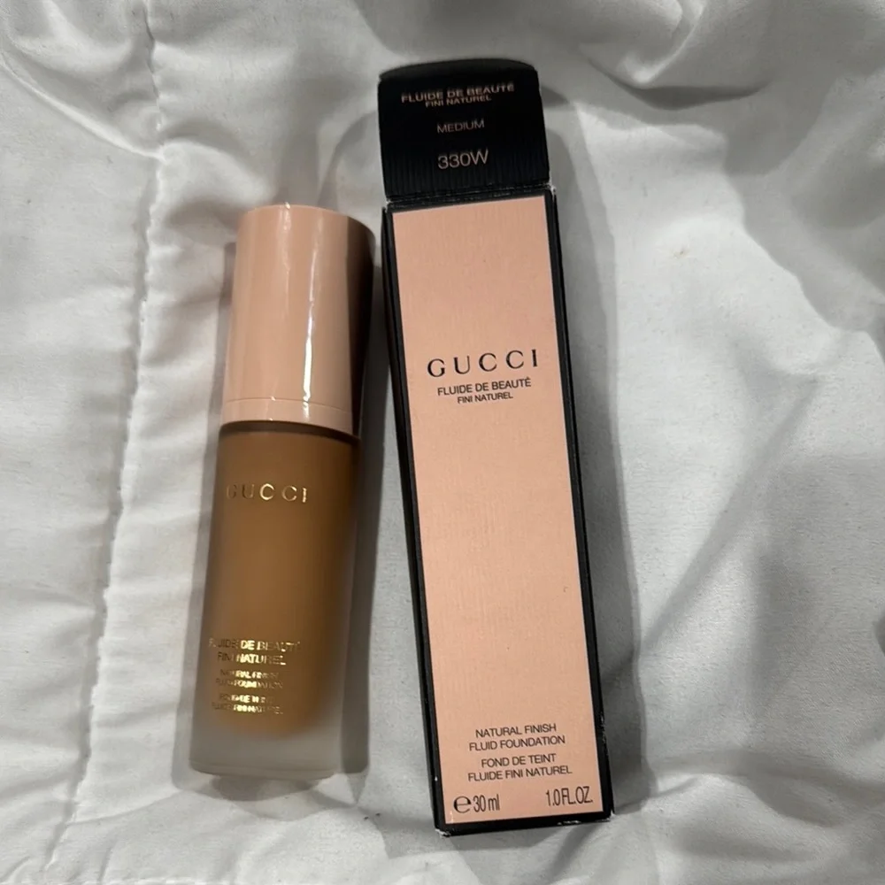 Gucci Natural Finish Foundation